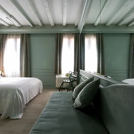Bed & Breakfast Aquamare, Boutique