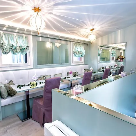 Bed & Breakfast Aquamare, Boutique