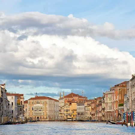 ベッド・アンド・ブレックファスト アクアマーレ ブティック B ＆ B