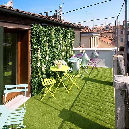 ベッド・アンド・ブレックファスト アクアマーレ ブティック B ＆ B 4*