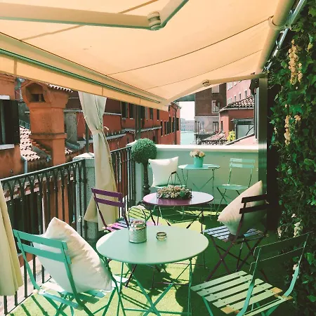 Aquamare, Boutique فندق مبيت وإفطار 2*
