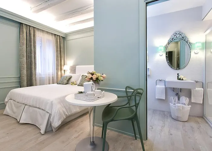 Panzió Aquamare, Boutique