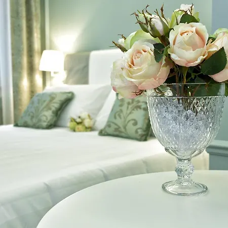 Aquamare, Boutique 4*