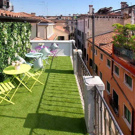 Bed & Breakfast Aquamare, Boutique