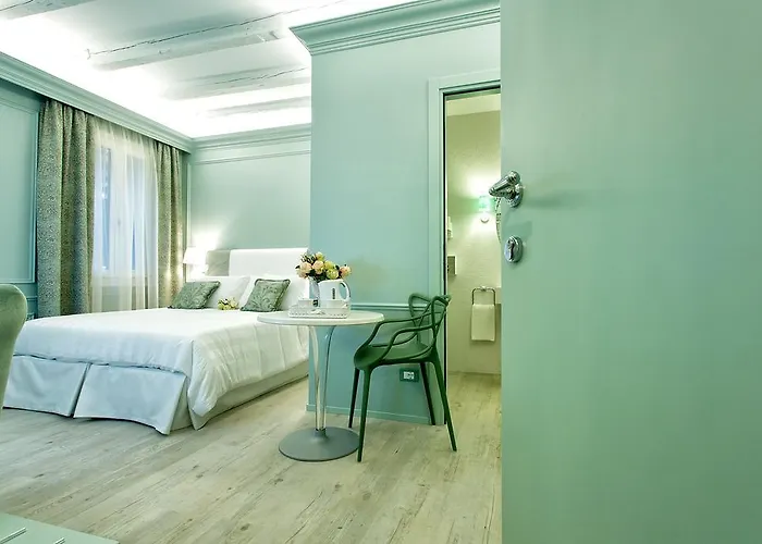 Panzió Aquamare, Boutique