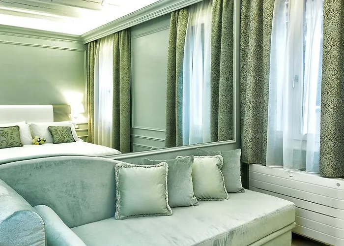 Panzió Aquamare, Boutique Velence